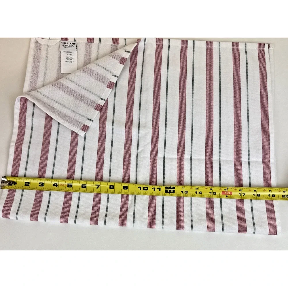 Lot 1 - Williams Sonoma Dishtowel 100% Cotton and 1 dishtowel unmarked
